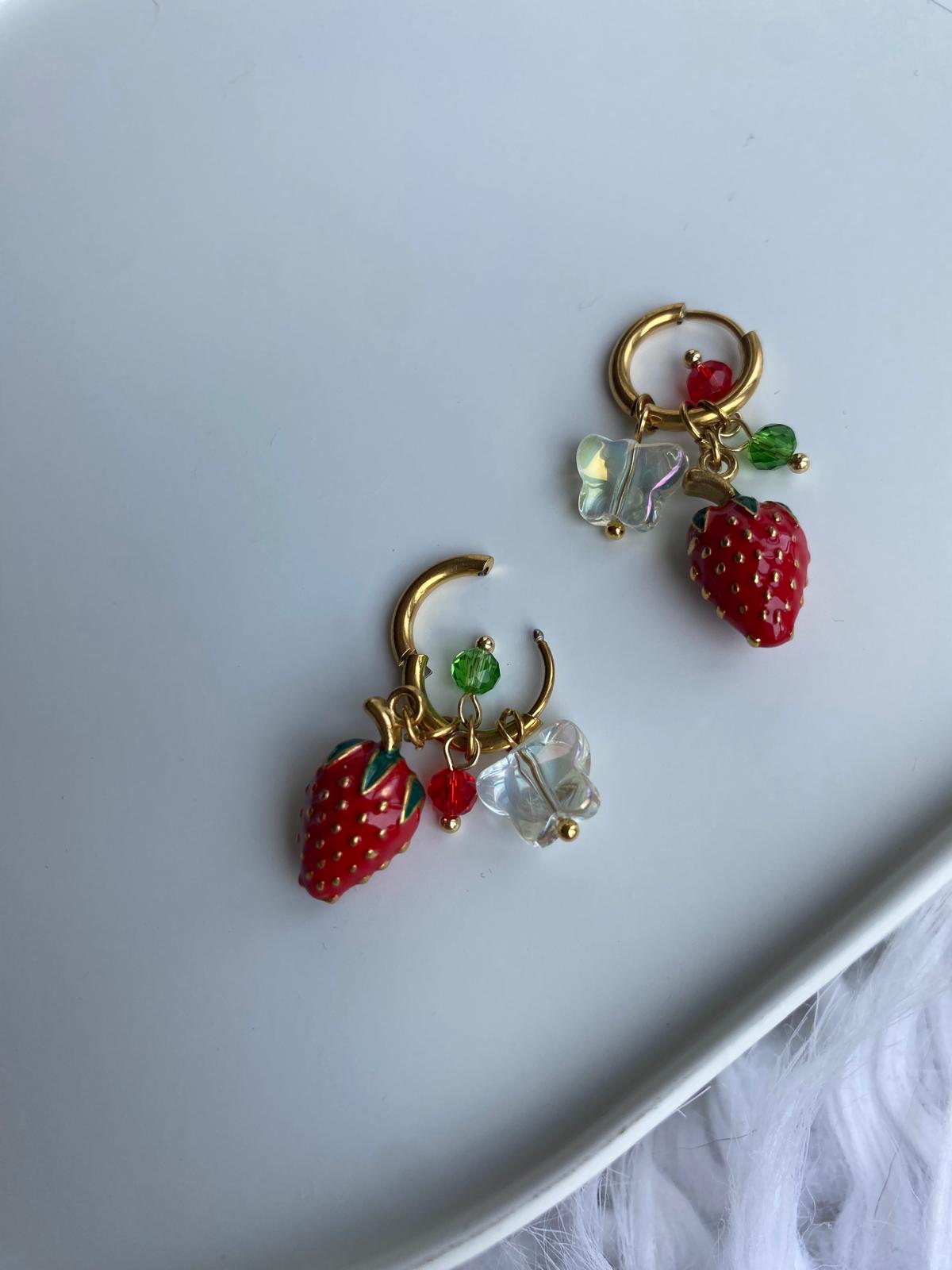 Brincos Strawberries